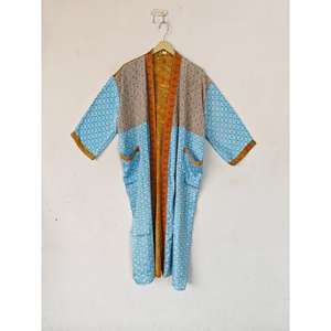 Kimono de seda reciclado estilo bohemio unisex, vestido de noche largo, característica térmica, ropa de salón floral para primavera y verano, ropa de dormir - Product Image 5