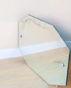 Miroir mural floral antique personnalisé, miroir de décoration artistique avec cordon de suspension, miroir de décoration de luxe à vendre - Product Image 1