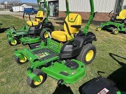 เครื่องตัดหญ้าแบบนั่งขับ Zero Turn รุ่น Z545R Ztrak EFi เครื่องยนต์ 2 จังหวะ 125 ซีซี 24 โวลต์ คุณภาพเยี่ยม ราคาดีที่สุด - Product Image 3