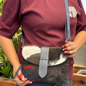 Bolso bandolera de piel de vaca de diseño 2025 de alta calidad, bolsos de hombro de mujer de cuero genuino de alta calidad, bolsos de lujo de gran capacidad - Product Image 1