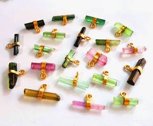 Vente en gros 100% naturel multi tourmaline bâton pendentif à breloques 14K plaqué or brut pendentif en argent sterling 925 pendentif à breloques - Product Image 4