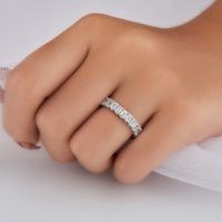 Bague d'éternité exclusive en or 14K 18K certifié, plaqué rhodium, avec émeraude et diamant de laboratoire 3,69 carats VVS-VS, vente en gros