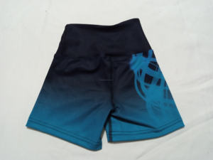 Shorts Deportivos Casuales FormFlex para Mujer, Cintura Alta, 6 Pulgadas, Suaves y Transpirables, con Ribete en Contraste y Cierre Elástico en la Cintura - Product Image 3