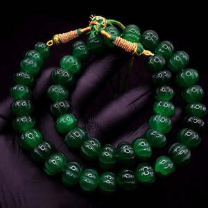 Collar de cuentas de esmeralda verde tallada de calidad AAA+ de 666.00 quilates con forma redonda, joyería Cus-Jew88 - Product Image 3