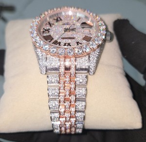 Reloj de Lujo Estilo Hip-Hop con Diamantes Moissanite, Esfera Romana de Cristal de 40 mm, Función de Fecha, Movimiento de Cuarzo, Caja de 7 mm, para Hombre y Mujer - Product Image 4