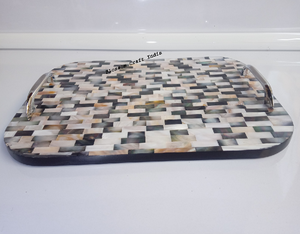 Plateau de service en incrustation d'os naturel fabriqué à la main décor de maison et d'hôtel avec acier au design nacré et résine composée - Product Image 3