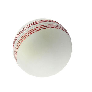 Balle dure de cricket avec logo personnalisé balles de quilles de cricket en cuir de qualité supérieure cousues à la main fabriquées au Pakistan - Product Image 2