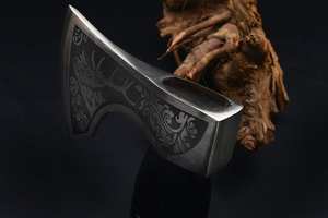 Hache viking en acier carbone de nouvelle conception fabriquée à la main SCL - En vente - Hache viking en acier carbone personnalisée pour l'extérieur - Pour une utilisation en extérieur - Product Image 2