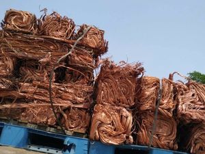 Fil de Cuivre Pur en Déchets 99,99% de Pureté, Câble en Cuivre de Haute Qualité, Origine BE, Modèle 56767545, Marque de Déchets de Cuivre - Product Image 3