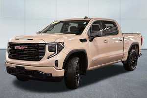 GMC Sierra 1500 Elevation 2023 Usada, Cabina Estándar, 4x4, Volante a la Izquierda, Transmisión Automática, Asientos de Tela con Interior Oscuro - Product Image 4