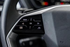 2023 Audi Q4 SUV Aspire ไฟฟ้า FWD ไฟเกียร์รถยนต์หนังสีเข้ม R16ภายในรถเบนซิน/แก๊สเชื้อเพลิง - Product Image 4