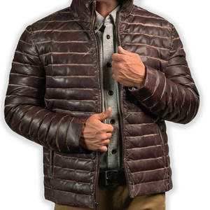 Chaqueta Clásica de Cuero Acolchada con Cierre de Cremallera, Interior Cálido y Elegante Diseño Acolchado para Clima Frío - Product Image 1