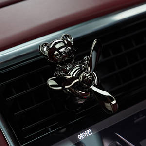 Purificador de Aire para Coche Flying Bear Moderno, de Metal Sólido y Plástico, 5 Fragancias - Fresia, Rosa, Lavanda, Colonia, Estilo de Dibujos Animados - Product Image 3