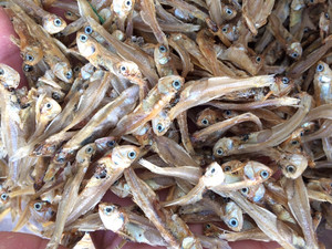 Cá cơm khô tự nhiên nguồn Niacin tuyệt vời hỗ trợ sản xuất năng lượng và chuyển hóa lành mạnh - Product Image 2