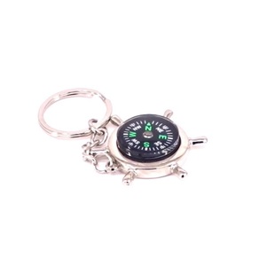 Diseño personalizado Brújula de latón antiguo Características direccionales de navegación modernas Llavero personalizado. - Product Image 2