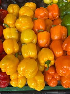 Fresh Red and Yellow Bell Pepper Best Capsicum Bell Pepper Red Green Yellow Dice 100% Organic Pepper - Product Image 1