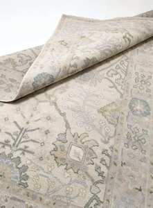 พรมอูชักแบบเรียบง่าย ทำมือจากขนสัตว์ สีเทาอ่อนและโทนสีพาสเทลอ่อนๆ 1 ชิ้น ขนาด 8x12 และ 8x10 - Product Image 4