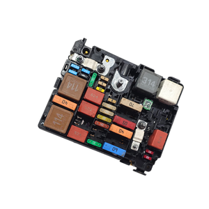 CITROEN C5 Aircross BOÎTE À FUSIBLES 9804846880 YHZ (DV5RC) Diesel 1500 (18>) - Product Image 1
