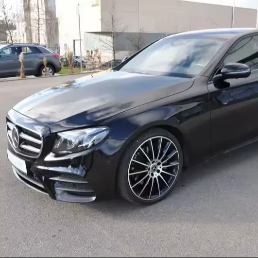 Carros automáticos Mercedes Benz Classe C usados à venda