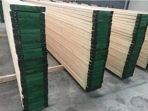 Fabricants Vente Chaude Bois LVL de Haute Qualité en Aulne 90x35 90x45 Traité H2-S pour Structures de Construction - Product Image 5