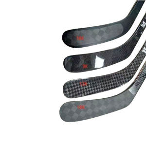 Pro Custom Carbon P92 |   Maestro en la creación de juego en el hielo con un eje de carbono personalizado de calidad profesional. - Product Image 4