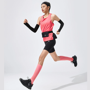 Short de motard en polyester spandex taille haute pour femme Leggings doux et confortables avec tissu tricoté cousu extensible - Product Image 3