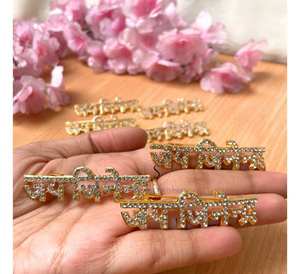 เข็มกลัดทองเหลืองแบบคลาสสิกสำหรับผู้ชายเข็มกลัดทองเหลืองสำหรับงานเลี้ยงงานแต่งงานทำจากวัสดุเพชรขนาดเล็กสำหรับเป็นของขวัญ - Product Image 1