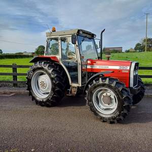 Tractor agrícola Massey Ferguson MF390 4WD usado modelo 390 con engranaje de bomba disponible para la venta en Austria - Product Image 6