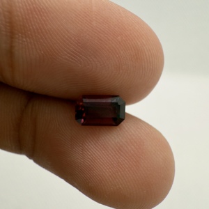 Cuentas de piedras preciosas facetadas rojo granate natural de Mozambique de Sri Lanka Compre ahora precio en línea Tendencia de forma de Esmeralda granate natural - Product Image 5