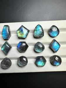 Piedra preciosa de labradorita de la mejor calidad 100% Piedra preciosa curativa de labradorita genuina Piedra preciosa de labradorita para hacer joyas - Product Image 5