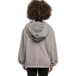Sweat-shirt streetwear pour femme délavé à l'acide avec impression de logo personnalisée, position du logo sur le devant, prêt pour l'hiver - Product Image 2