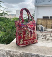 Sac fourre-tout indien perlé Banjara sac à bandoulière fait à la main grand sac à provisions pour femmes