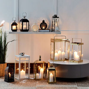 Decoración para el Hogar, Portavelas de Metal Blanco con Tapa Plateada, Elegantes Faroles Decorativos para el Suelo - Product Image 1
