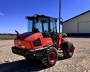 Chargeuse-pelleteuse Kubota diesel sur chenilles, équipement de construction robuste, moteur PLC, pompe, boîte de vitesses, haute efficacité, vente en gros - Product Image 4