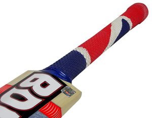 Batte de cricket à poignée SH en saule anglais léger de qualité supérieure pour les joueurs de tous les jeux - Product Image 3