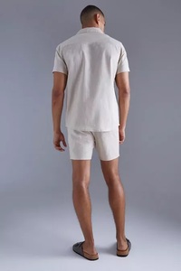 Ropa de calle informal para hombre, conjunto de camisa y pantalones cortos transpirables hechos de algodón para hombre, ropa de playa de dos piezas de verano - Product Image 2