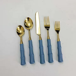 Juego de 5 Cubiertos de Acero Inoxidable, Cubiertos, Cuchara, Tenedor, Cuchillo, Cocina Perfecta, Apto para Lavavajillas, Color Plateado - Product Image 5