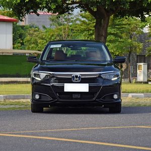 Sedán 2024 CVT Turbo Deluxe de 4 Puertas y 5 Plazas, Nuevo, Asientos de Cuero, R18, Techo Panorámico Automático, Cámara Trasera de 360°, Euro - Product Image 3