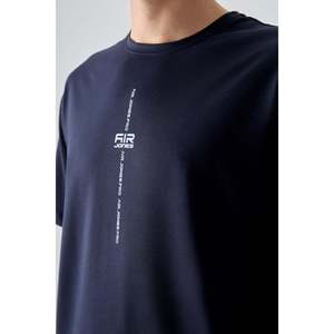 เสื้อยืดผู้ชายสีกรมท่า ผ้าฝ้ายเนื้อนุ่ม หนา พิมพ์ลาย ทรงโอเวอร์ไซส์ - 88373 - สีกรมท่า - Product Image 2