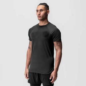 Camiseta elástica de rendimiento para hombre para entrenamiento, deportes y fitness con control de humedad superior - Product Image 1