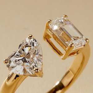 Bague ouverte Toi Moi en or massif 18 carats avec diamant taille cœur et taille émeraude de 1,01 carat, cultivé en laboratoire, bijou de promesse, cadeau pour petite amie - Product Image 3
