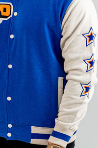 Chaqueta Universitaria Unisex Premium con Forro Acolchado Cálido y Resistente para Clima Frío, Uso en Equipos, Bordado Personalizado para Equipos Escolares - Product Image 4