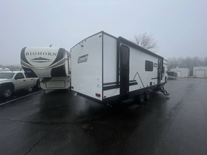 Nouveau 2025 Keystone C-o-l-e-m-a-n L-i-g-h-t 26BX - Product Image 5