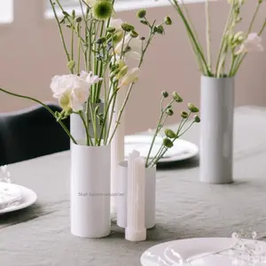 Round Cylinder Shape Modern Style Metal Flower Vase White Color Fancy Design for Home Wedding Hotel Decoration