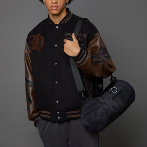 Vente en gros OEM Veste Letterman personnalisée pour hommes avec patchs brodés Veste polaire noire Alien Varsity Manches en cuir Hiver - Product Image 2