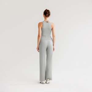 Pantalon décontracté évasé Flex Aura (Gris XL) respirant, tissé, taille haute, manches longues, technique froissée, coloré pour l'été et l'automne - Product Image 4