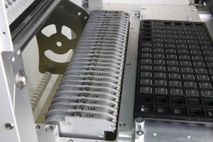 Kleine Desktop-Bestückungsmaschine NeoDen 4 Automatische SMT-PNP-Maschine Hersteller für Kleine Leiterplattenbestückung - Product Image 3