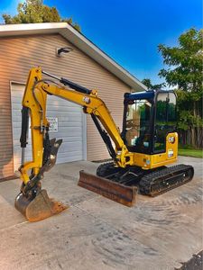 Mini excavadora de ruedas Caterpillar 303,5 para componentes básicos de ingeniería y construcción, incluidos motor y bomba - Product Image 2