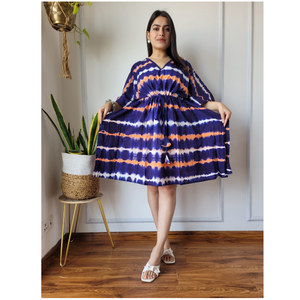 Caftan Tie-Dye court en coton sur mesure pour femmes-Col en V avec cordon de serrage à la taille pour les clients de la boutique et les revendeurs - Product Image 1