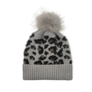 Gorro de invierno Unisex bordado personalizado, gorro acogedor negro sólido con patrón de dibujos animados para deportes al aire libre, ciclismo, hombres y mujeres - Product Image 5